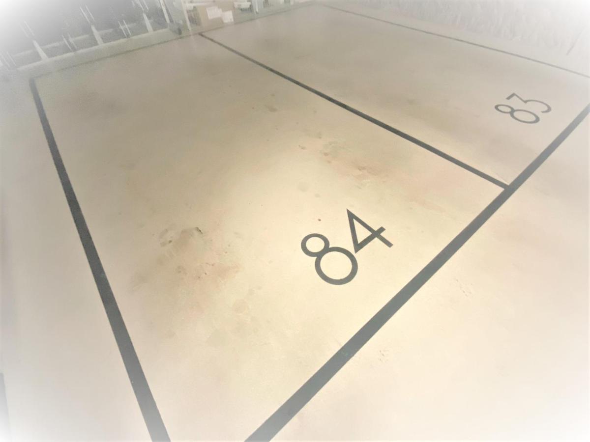 Exclusive 2Br! Apartment In Center +Netflix +Gym Варшава Экстерьер фото