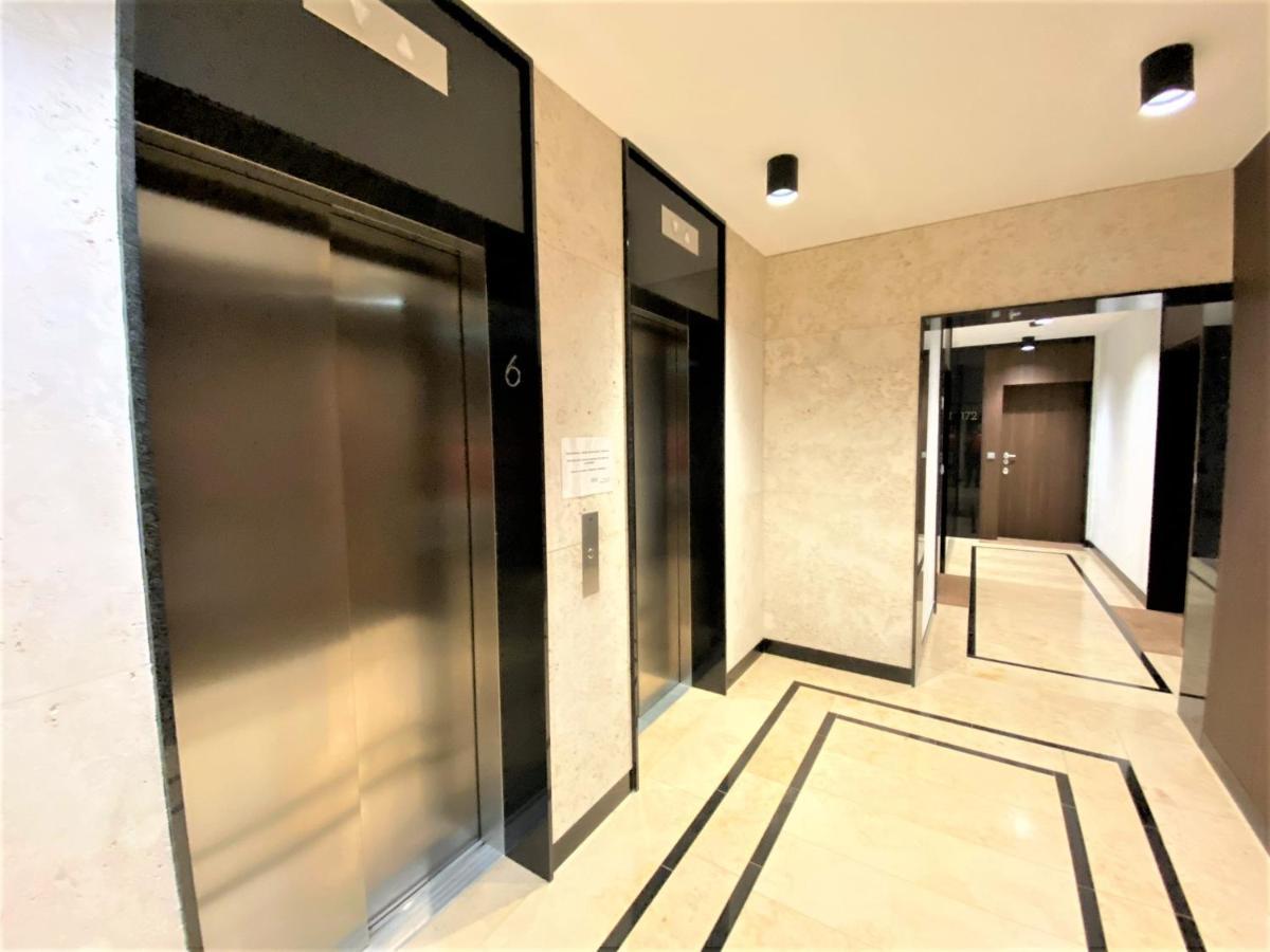 Exclusive 2Br! Apartment In Center +Netflix +Gym Варшава Экстерьер фото
