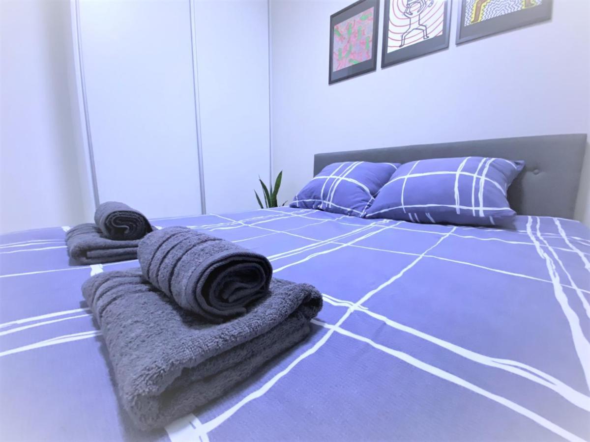 Exclusive 2Br! Apartment In Center +Netflix +Gym Варшава Экстерьер фото